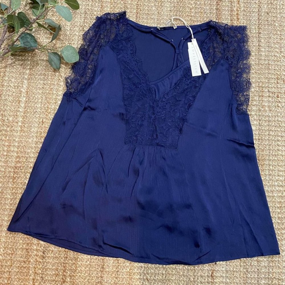 FabFitFun Kaylee Love Stitch Satin Lace Blouse